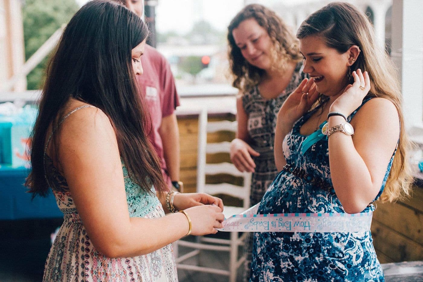 baby-shower-game-pregnant